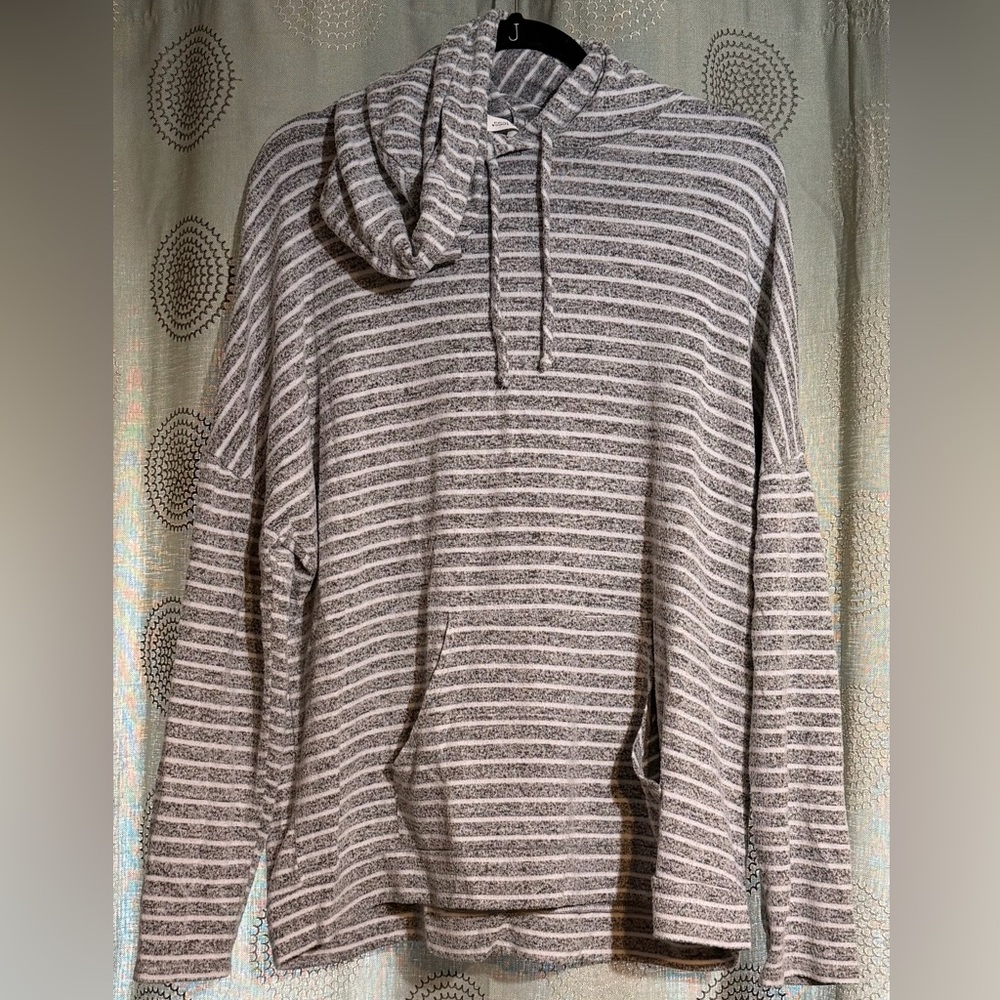 Mia & Tess - Women’s Striped Hacci Long Sleeve Hoodie in Gray & White, Size - XL